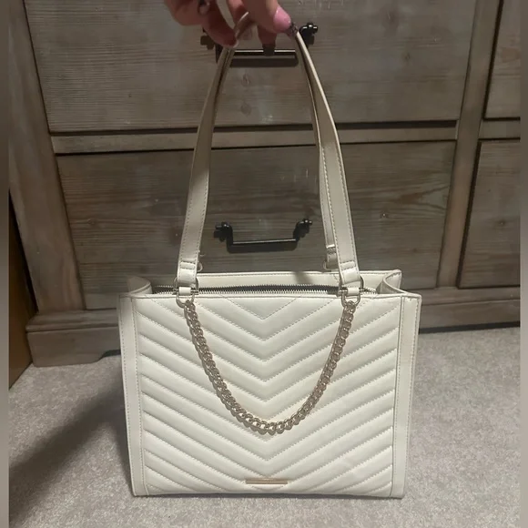 Aldo White and Gold Chain Handbag Purse - Picture 1 of 11